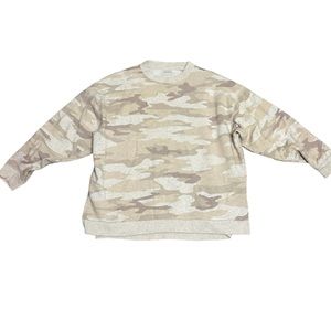 American Eagle Oversized (jegging fit) crew neck, fleece inside. Size small.